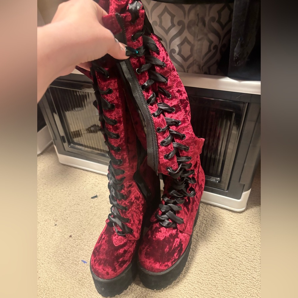 Size 9 Dolls Kill Burgundy Velvet Lace-Up Boots
